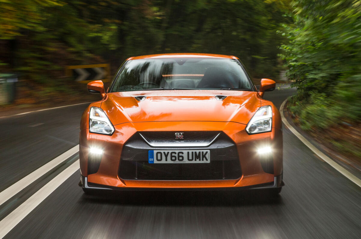 Nissan GT-R front end