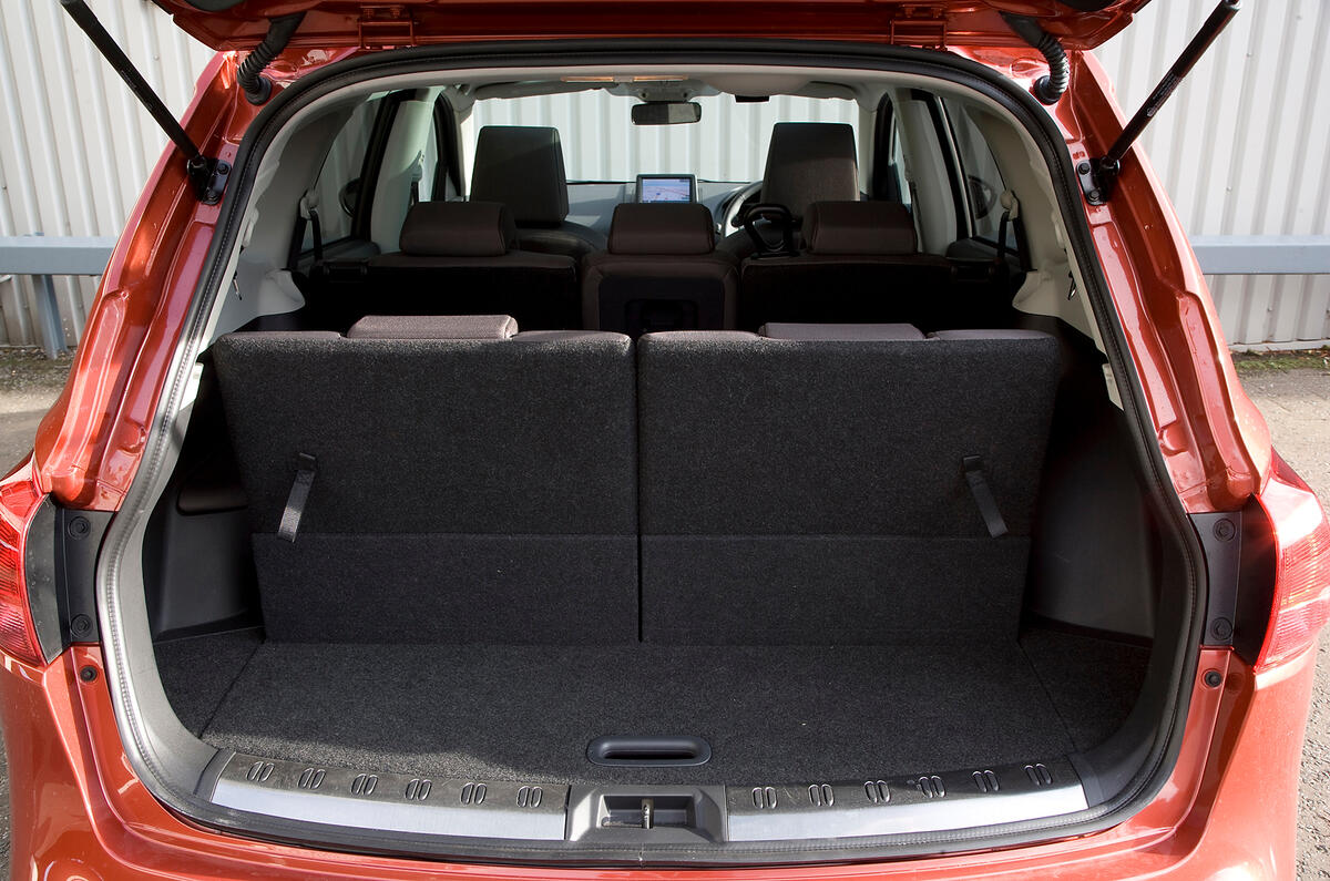Nissan Qashqai 2007-2014 interior | Autocar Nissan Qashqai 2007-2014 interior | Autocar