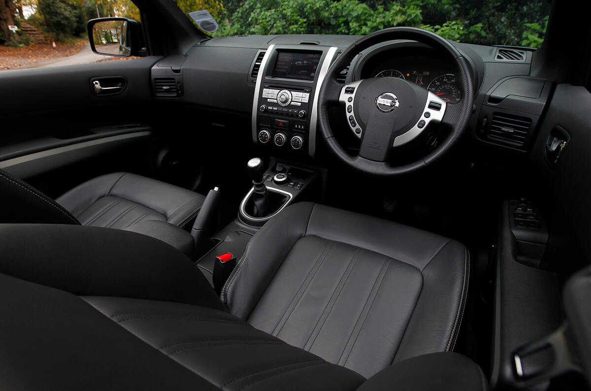 Nissan X Trail >> Nissan X-Trail 2007-2014 interior | Autocar Nissan X Trail >> Nissan X-Trail 2007-2014 interior | Autocar