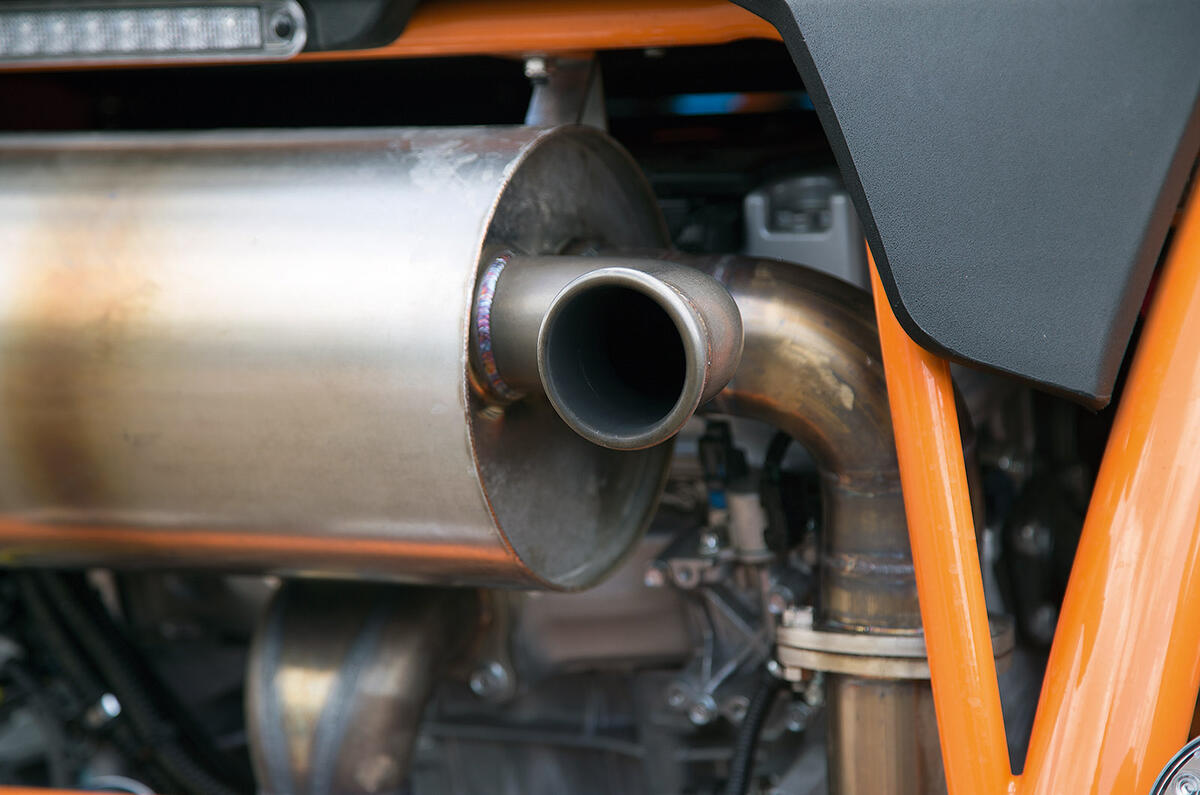 Sideways exhaust on the Ariel Nomad