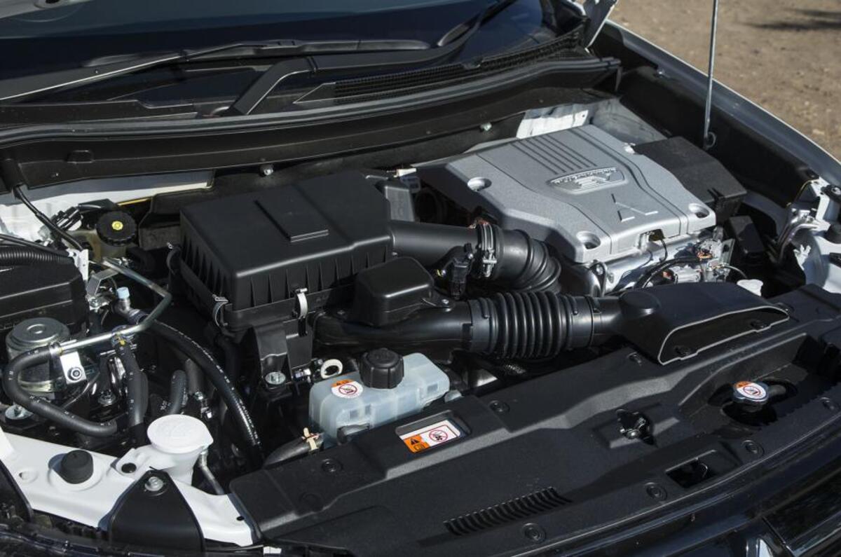 Mitsubishi Outlander PHEV hybrid powertrain