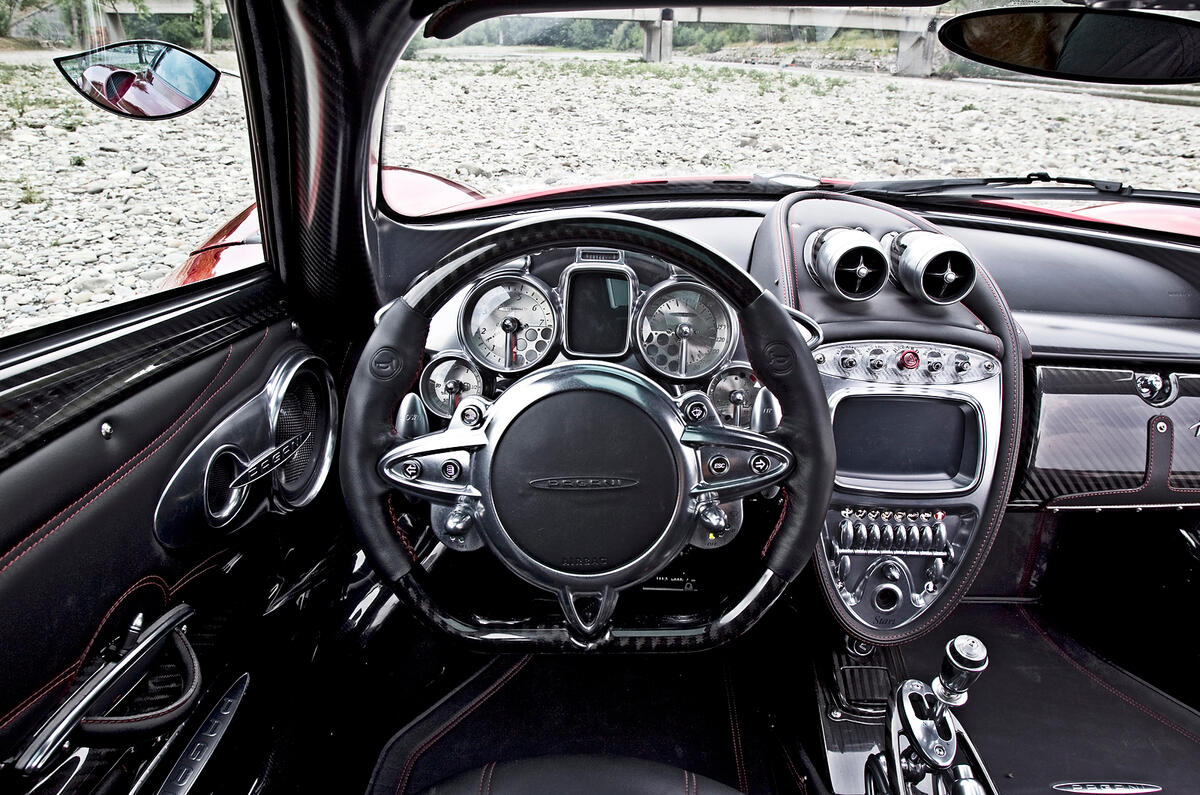 Pagani Huayra dashboard