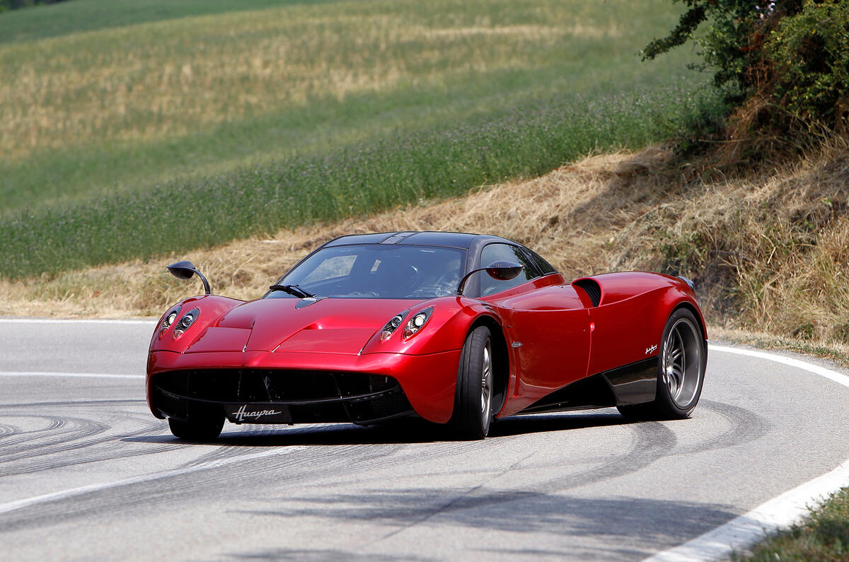 Pagani Huayra drifting