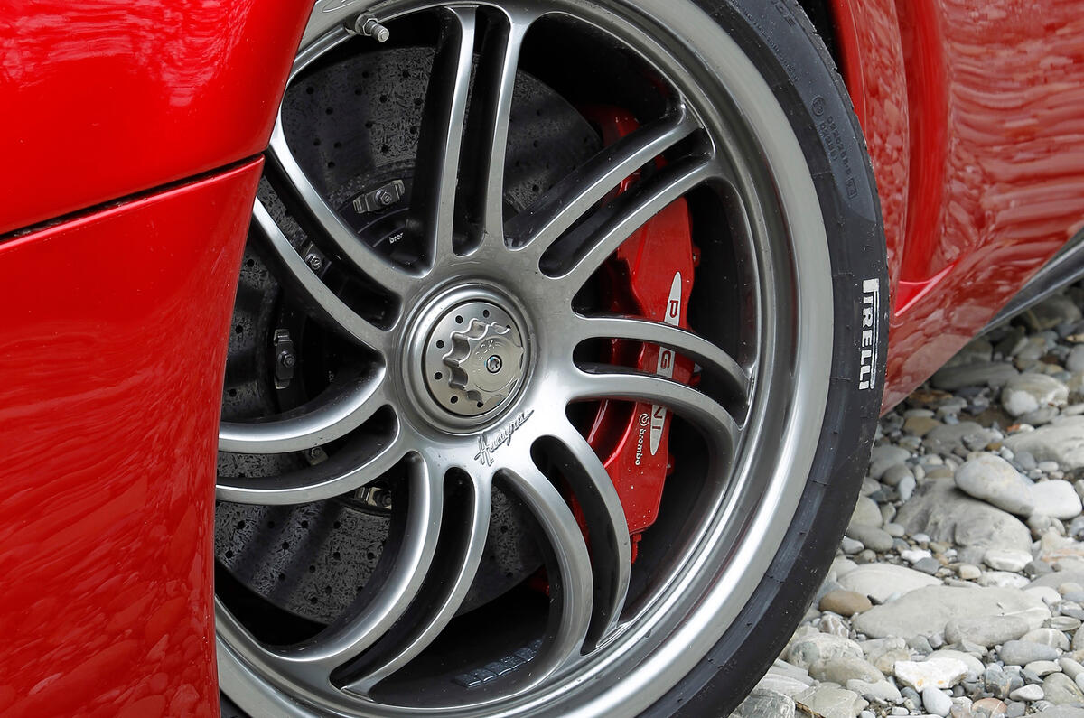 Pagani Huayra alloy wheel