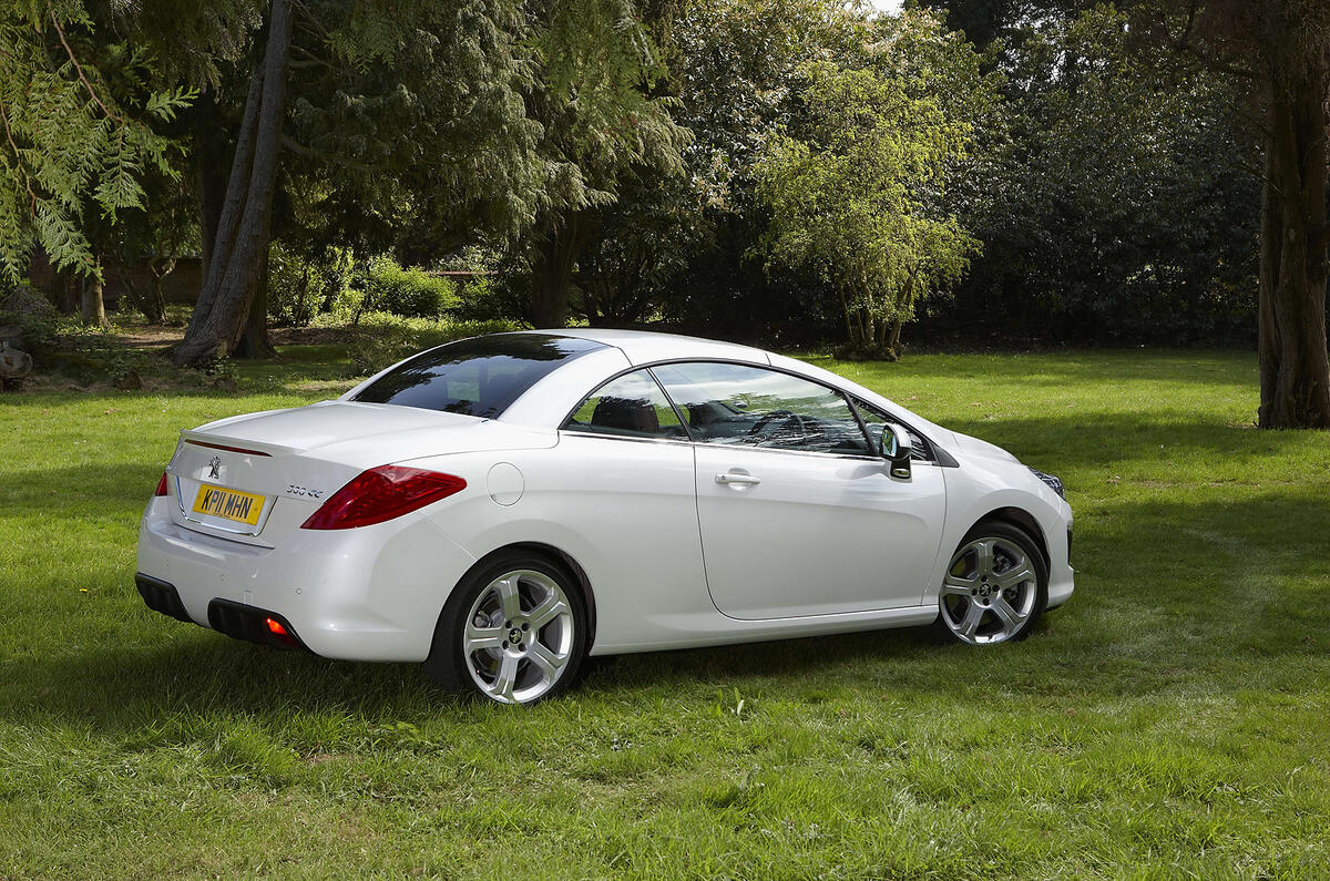 Peugeot 308 CC rear quarter