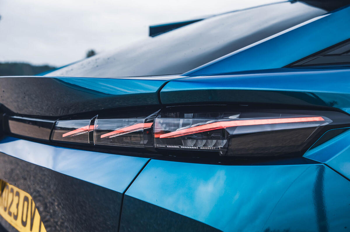 peugeot 408 review 2023 009 rear light