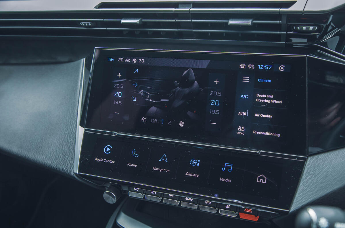 peugeot 408 review 2023 013 infotainment