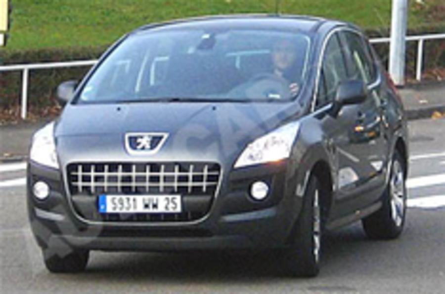 Spied: Peugeot 3008