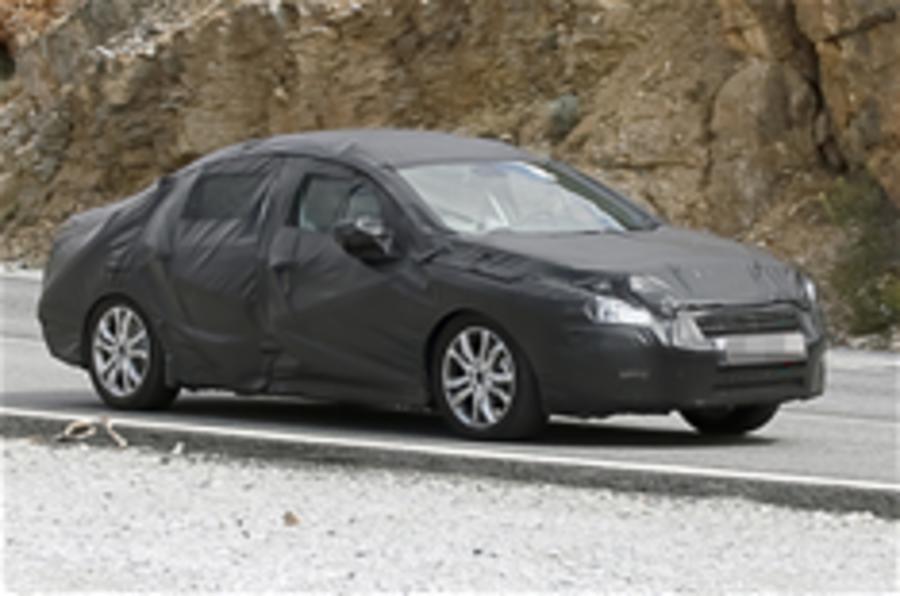 New Peugeot 408 spied 