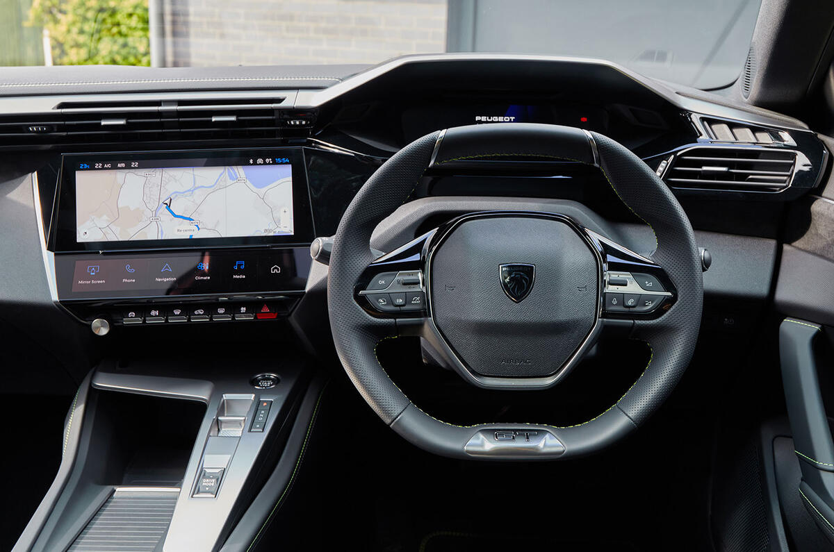 peugeot e 308 avis 2023 12 dash