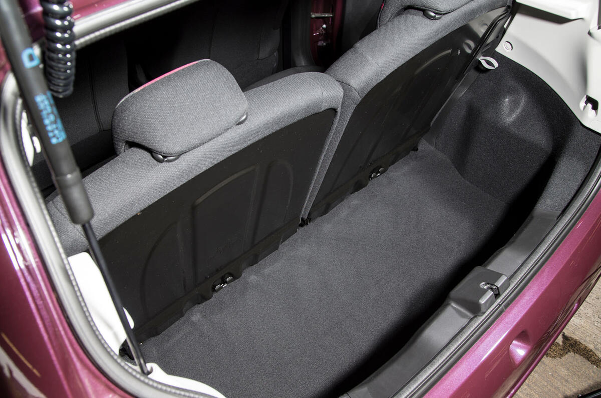 peugeot-108-review-2022-autocar