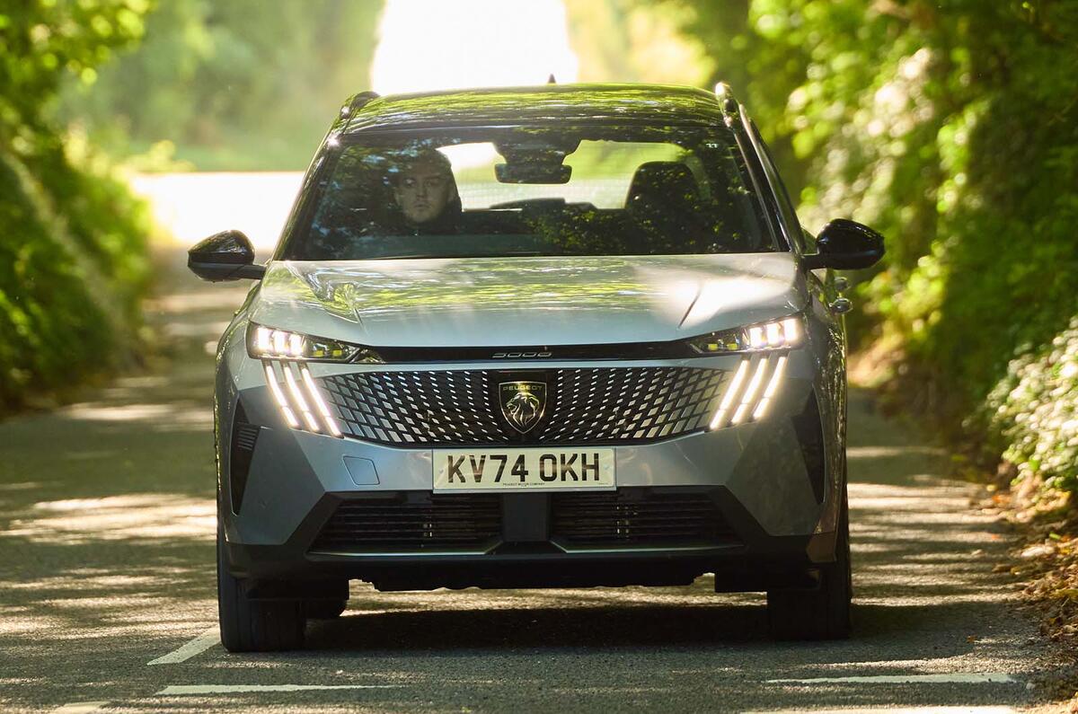 Peugeot 5008 hybride avant