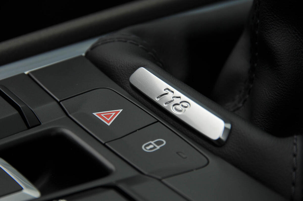 Porsche 718 Boxster plaque