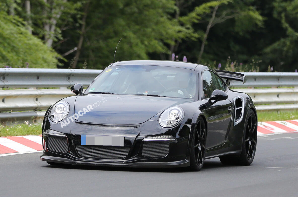 Porsche 911 GT2 Turbo - latest spy shots