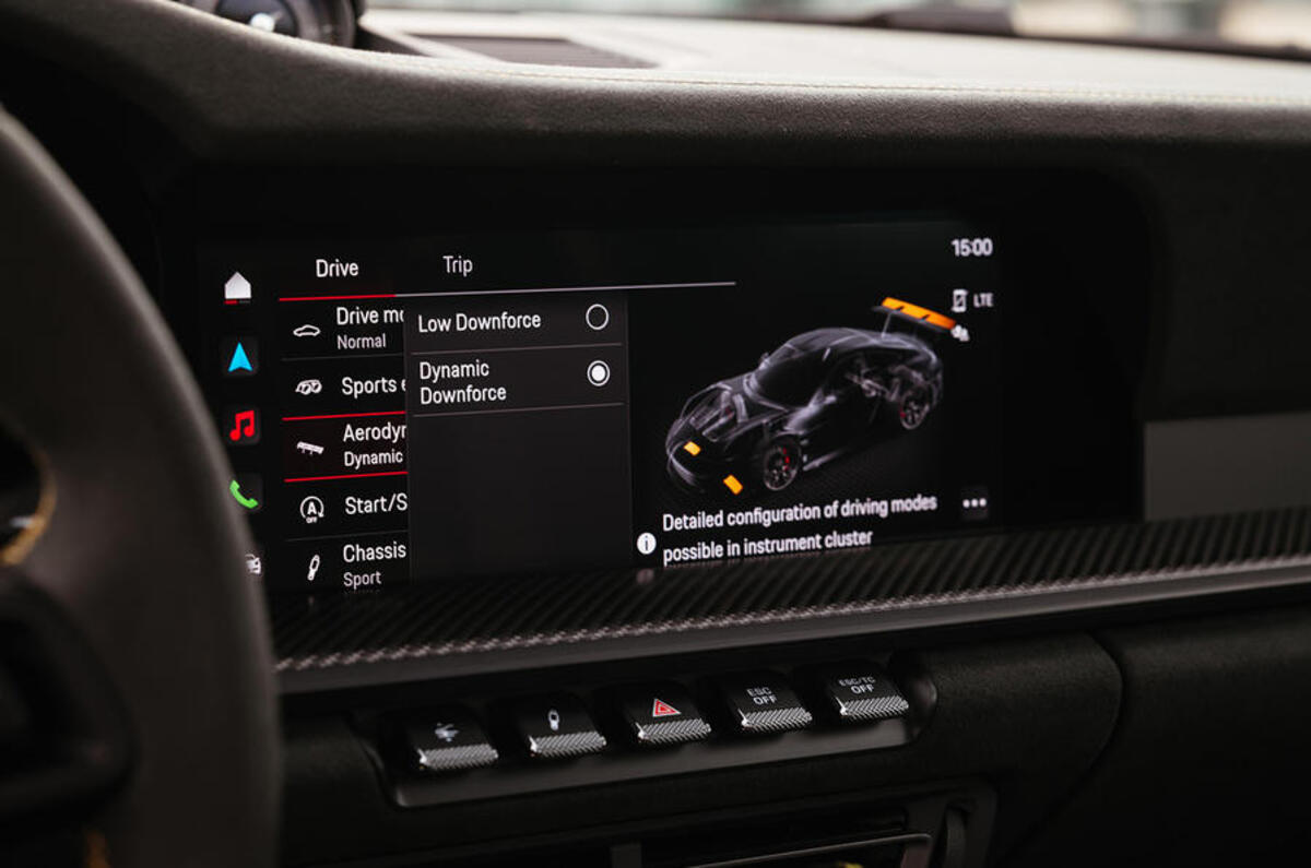 porsche 911 gt3 rs 06 hud