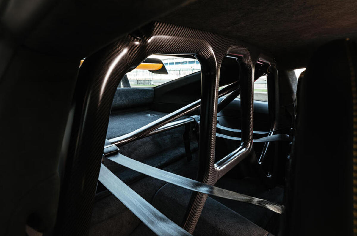 porsche 911 gt3 rs 09 rear window