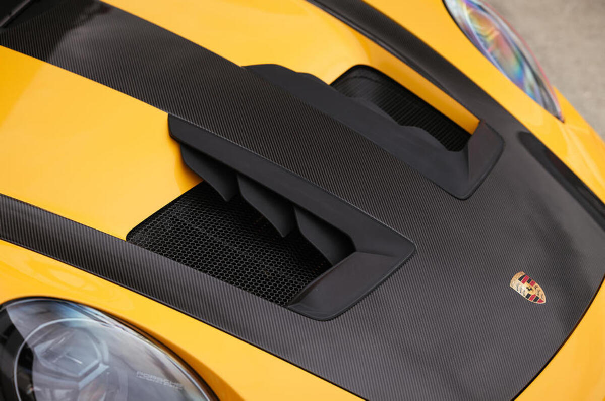 porsche 911 gt3 rs 10 bonnet