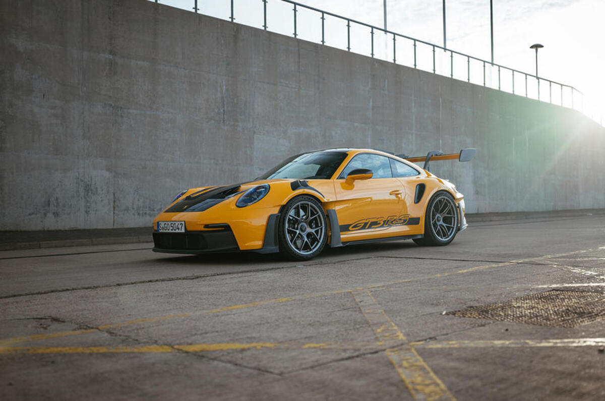 porsche 911 gt3 rs 19 side static