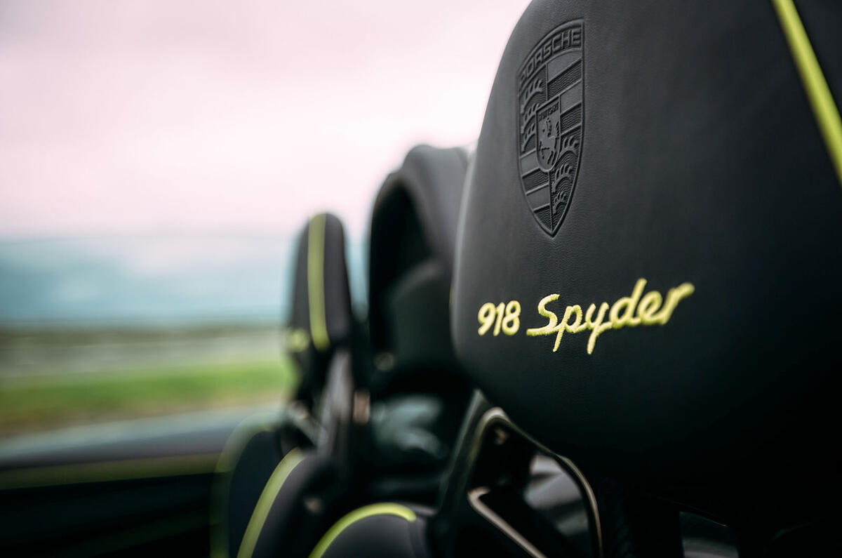 Porsche 918 Spyder seat stitching