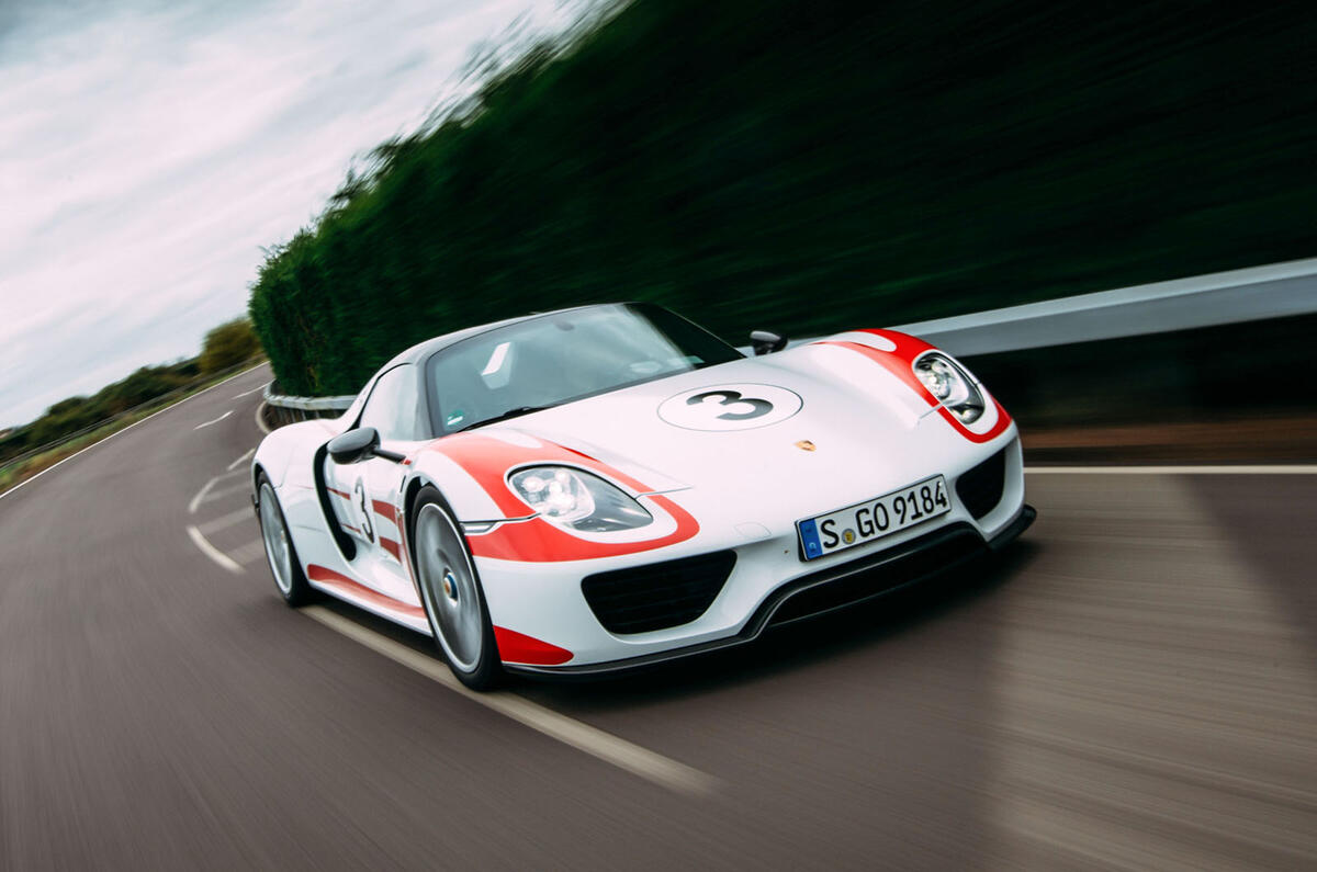 Porsche 918 Spyder front quarter