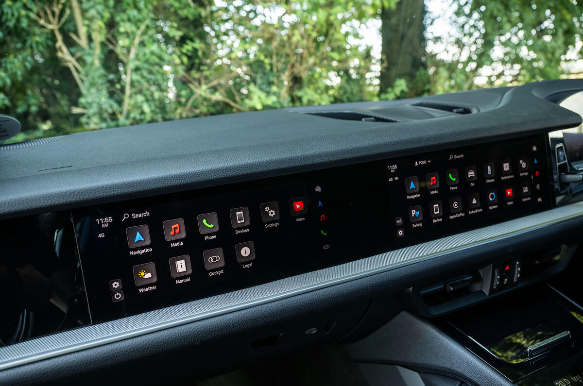 porsche cayenne review 2023 13 screens