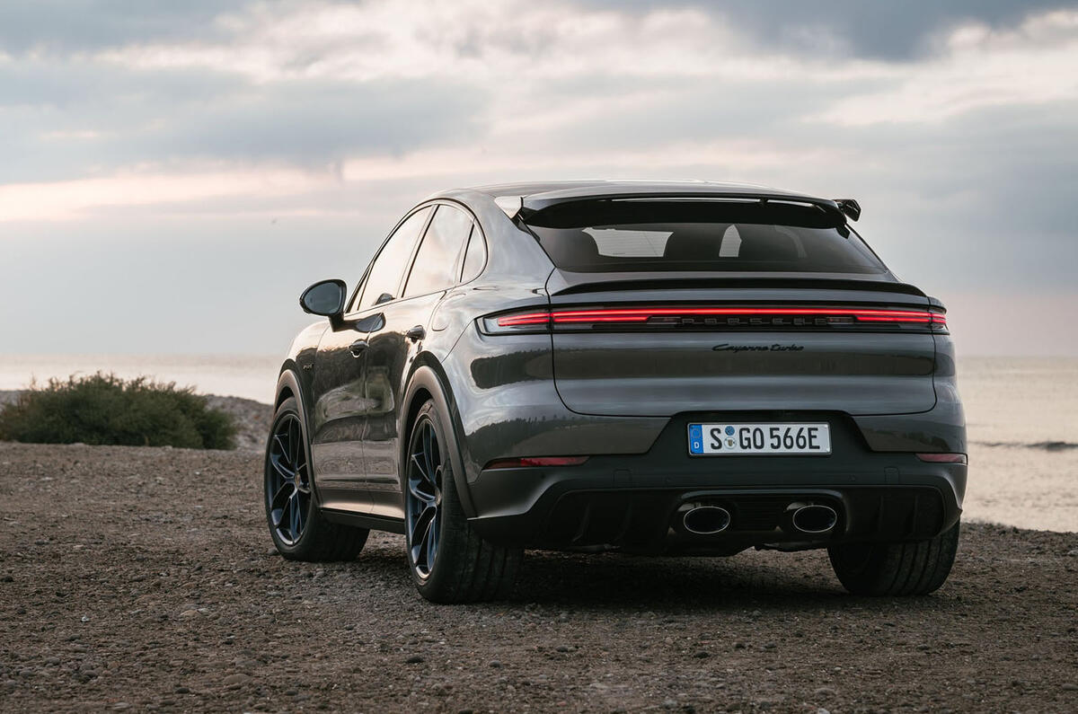 Porsche Cayenne Turbo E-Hybrid