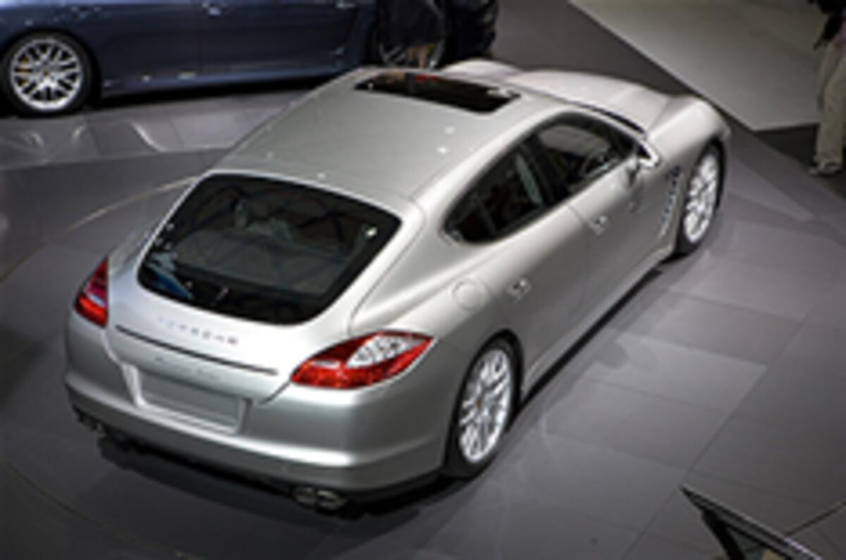 More pics: Porsche Panamera