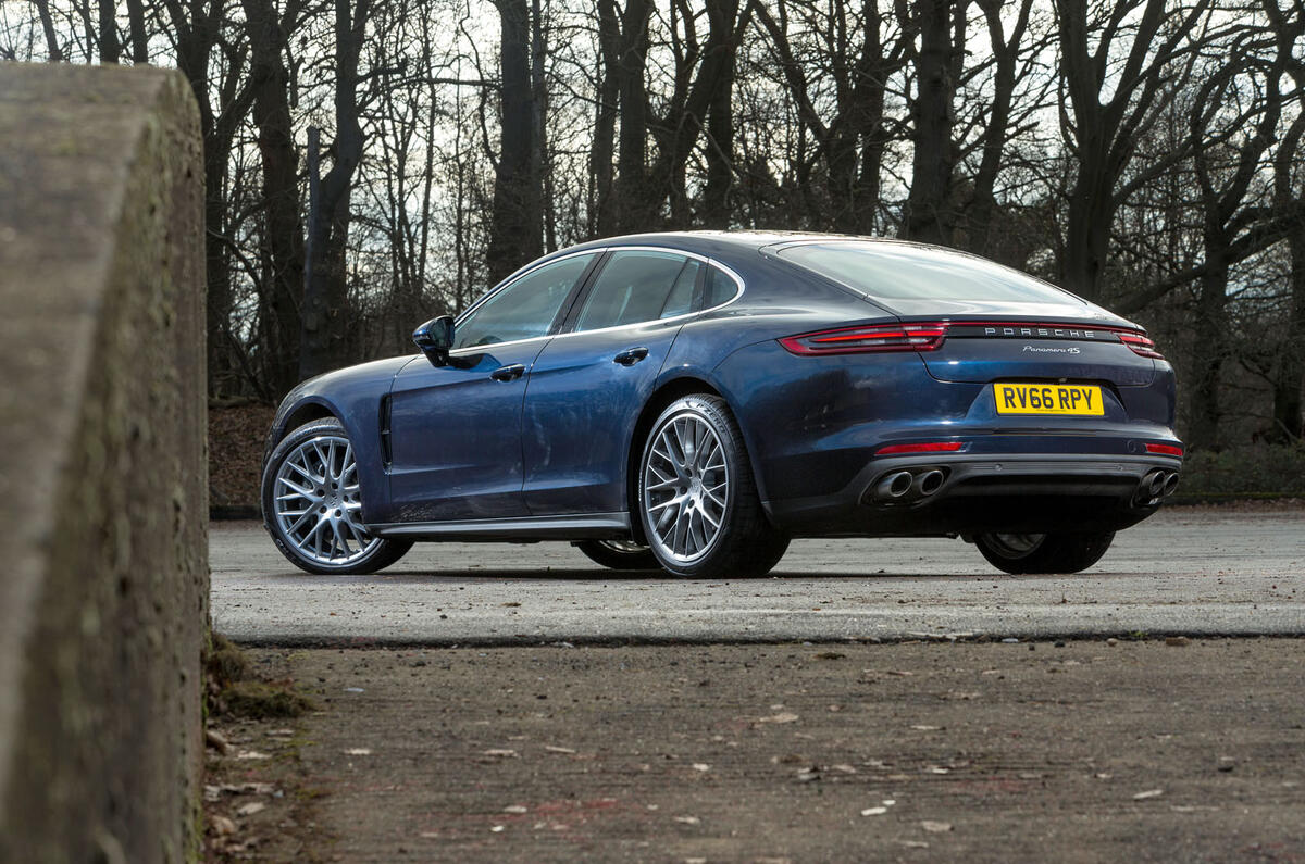 5 star Porsche Panamera