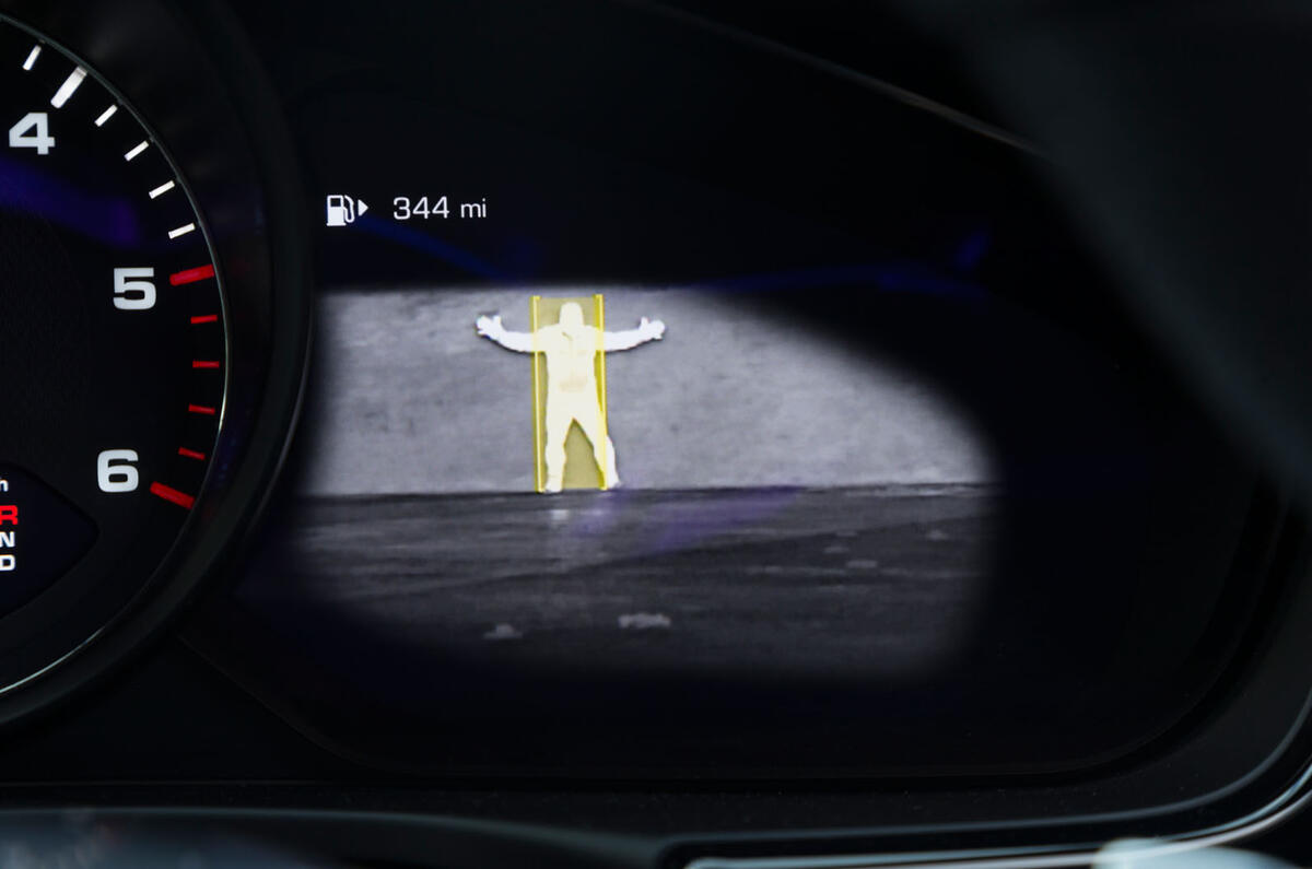 Porsche Panamera infrared detection system