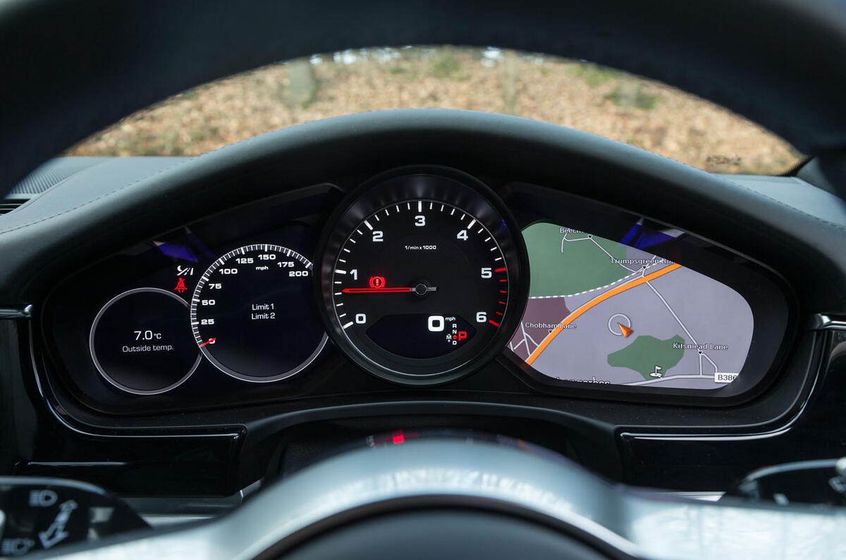 Porsche Panamera digital instrument cluster