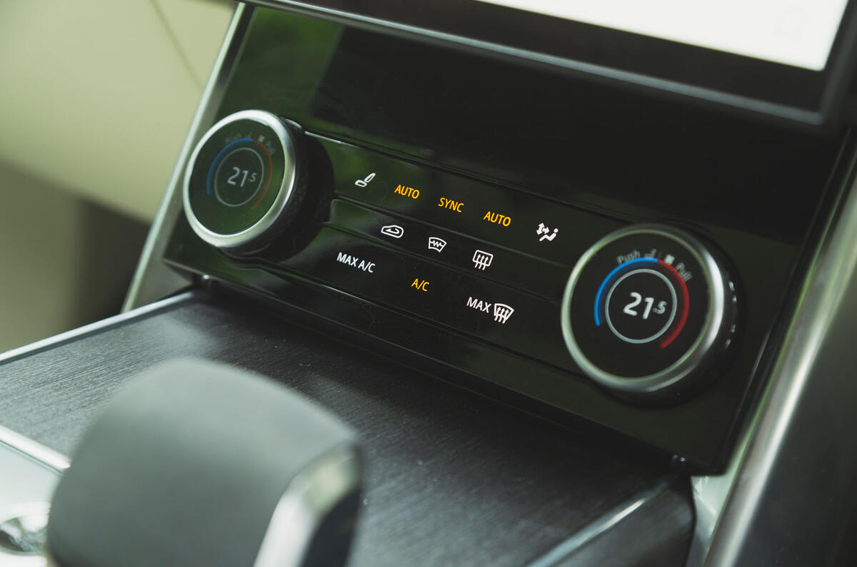 range rover 2022 019 heating controls