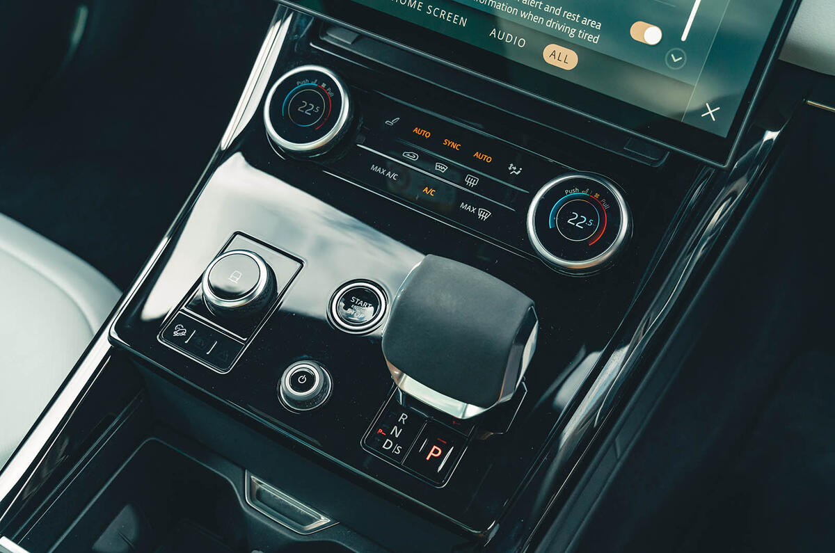 Range Rover Sport D300 gearlever