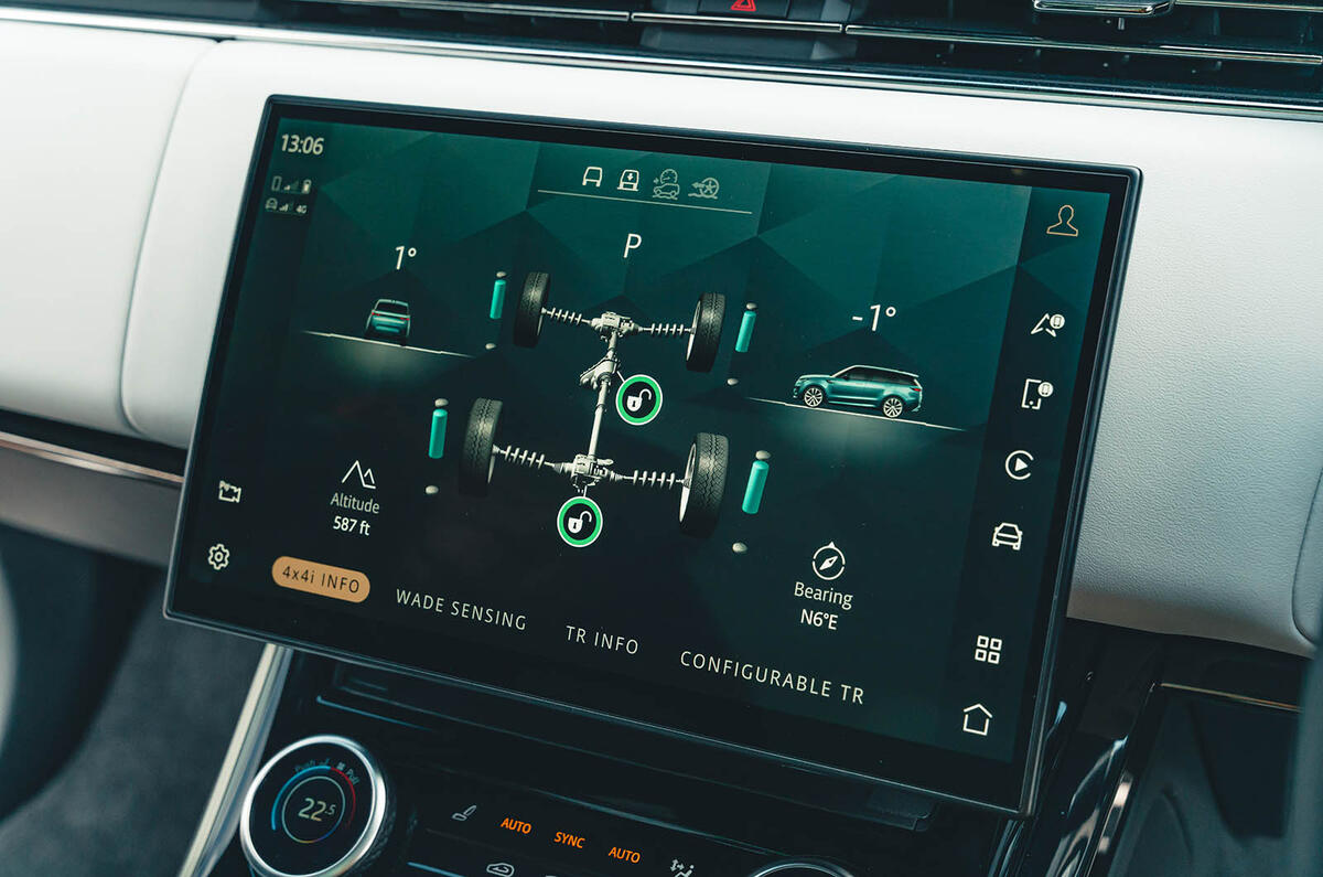 Range Rover Sport D300 infotain 2