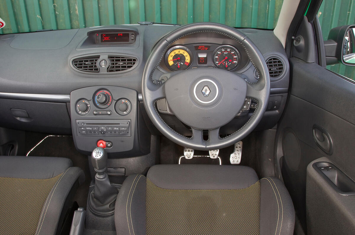 Renault Clio Renaultsport 06 12 Review 21 Autocar
