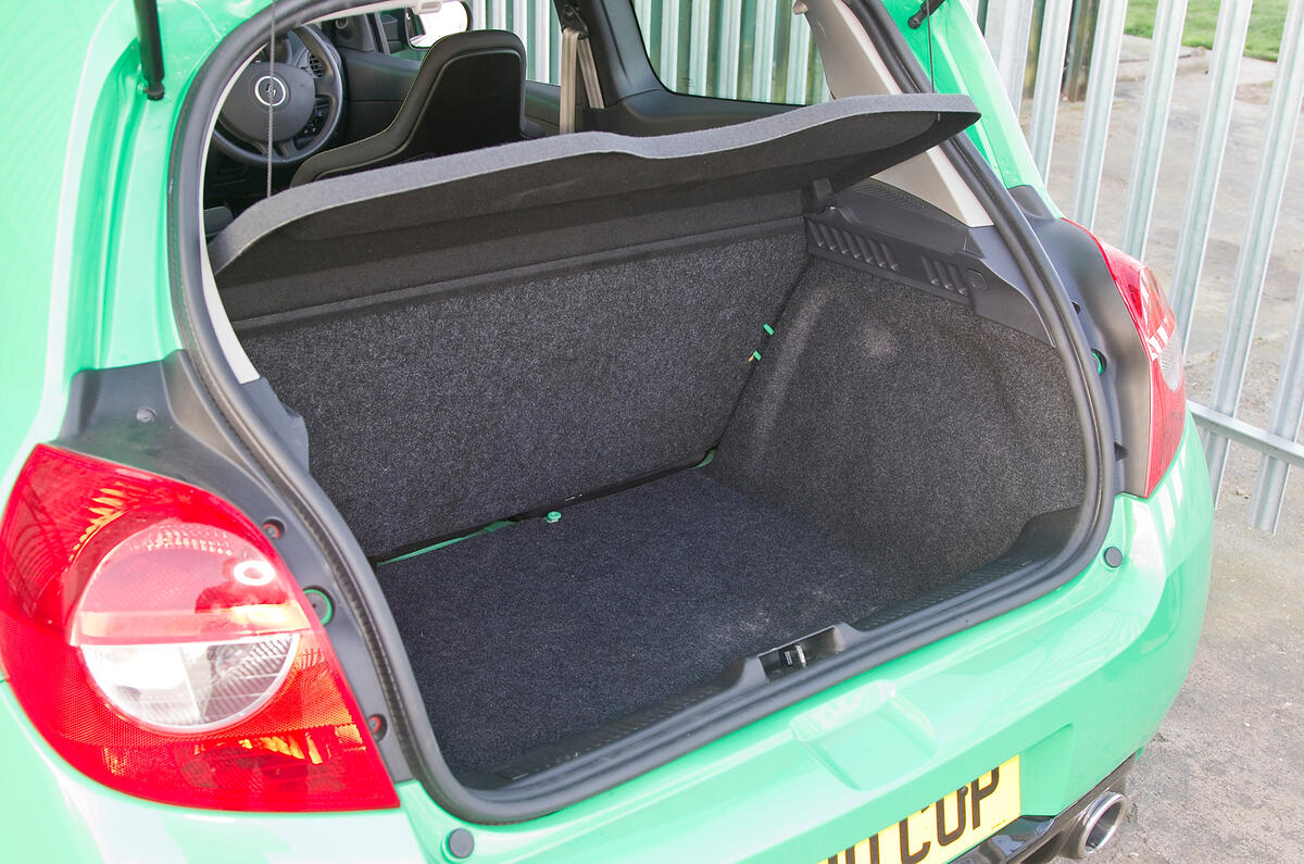 Renault Clio Renaultsport 20062012 interior Autocar