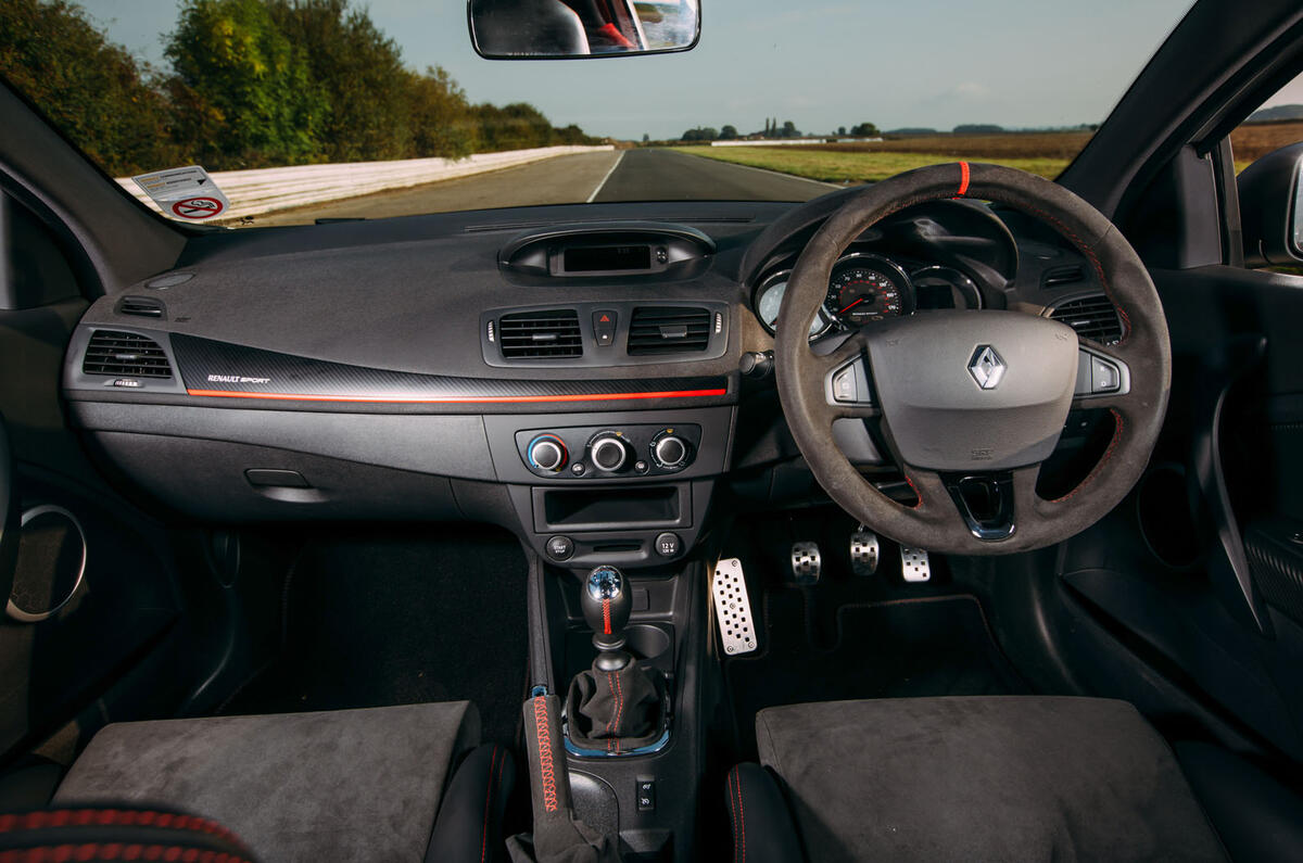 What Does Rt Mean >> Renault Megane RS 275 Trophy-R 2014-2016 Review (2019 ... What Does Rt Mean >> Renault Megane RS 275 Trophy-R 2014-2016 Review (2019 ...