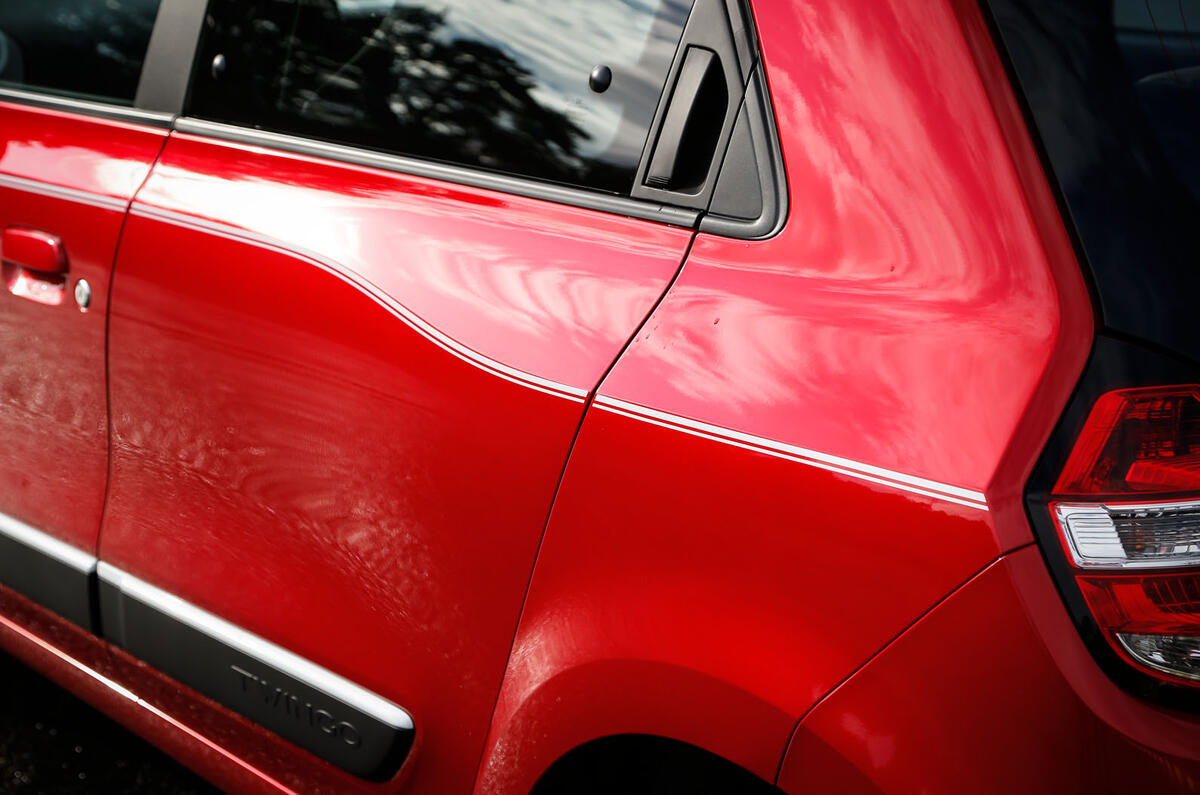 Dont Buy A Car Until You See This Renault Twingo Moteur Arriere Review - s9cogl1
