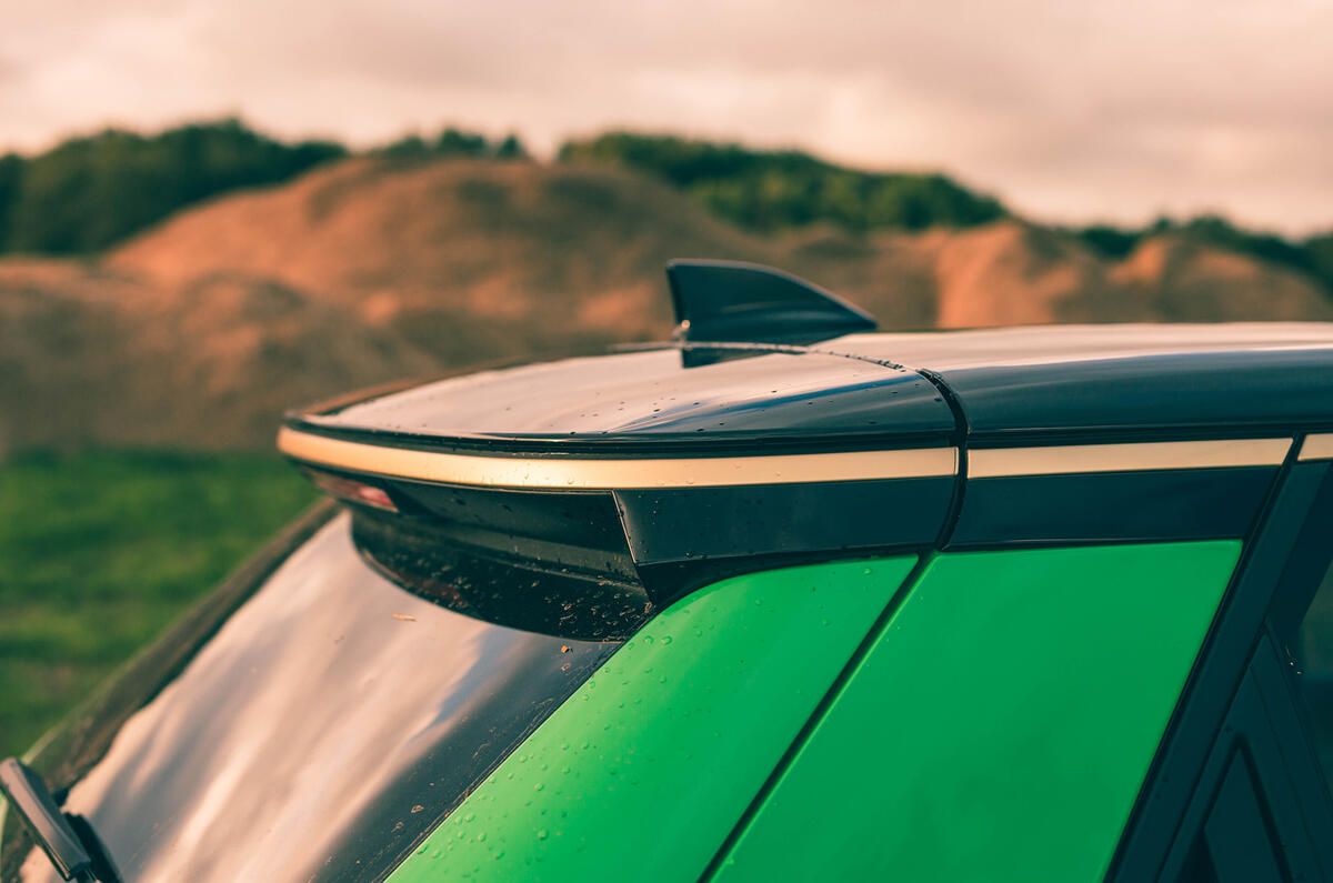 Renault 5 avis spoiler arrière