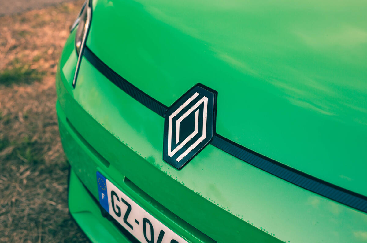 Renault 5 avis badge renault