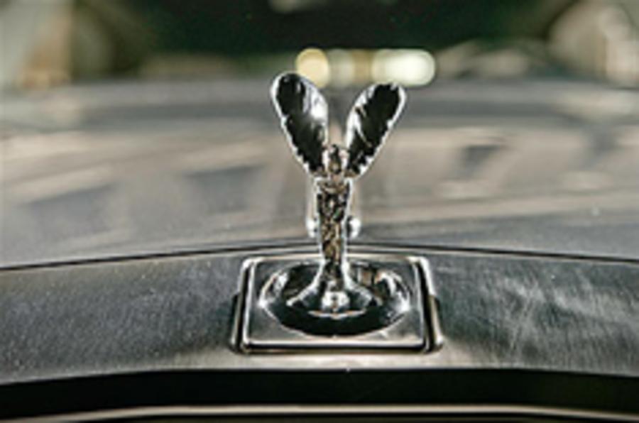 Rolls-Royce extends plant closure 