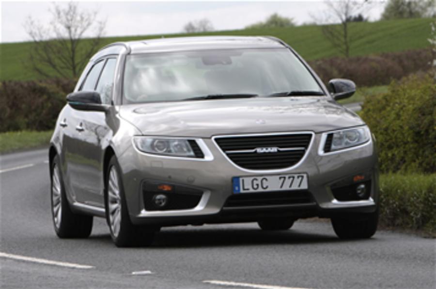 Saab &#039;able to pay its staff&#039;