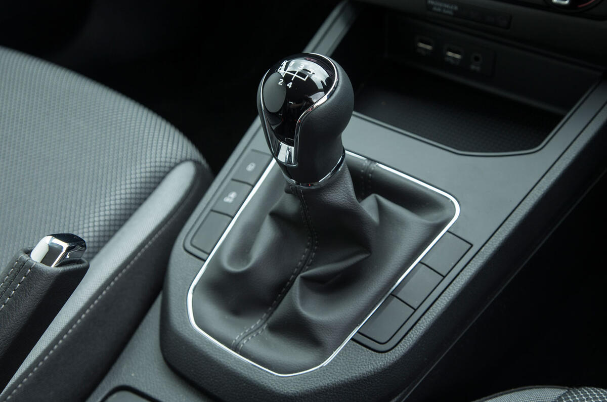 Manual seat ibiza 2020 Manual seat ibiza 2020