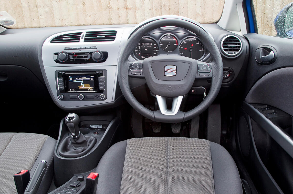 Seat Leon 05 12 Interior Autocar