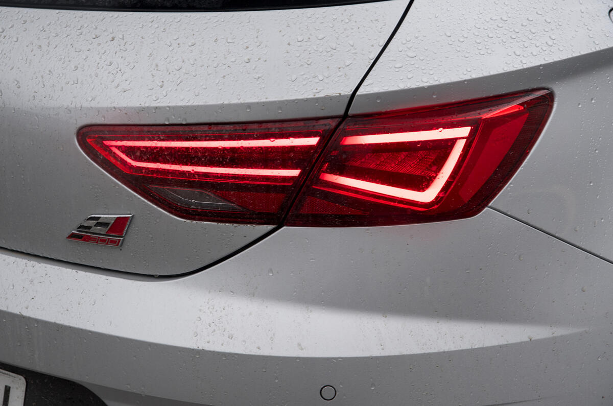 Seat Leon Cupra rear lights
