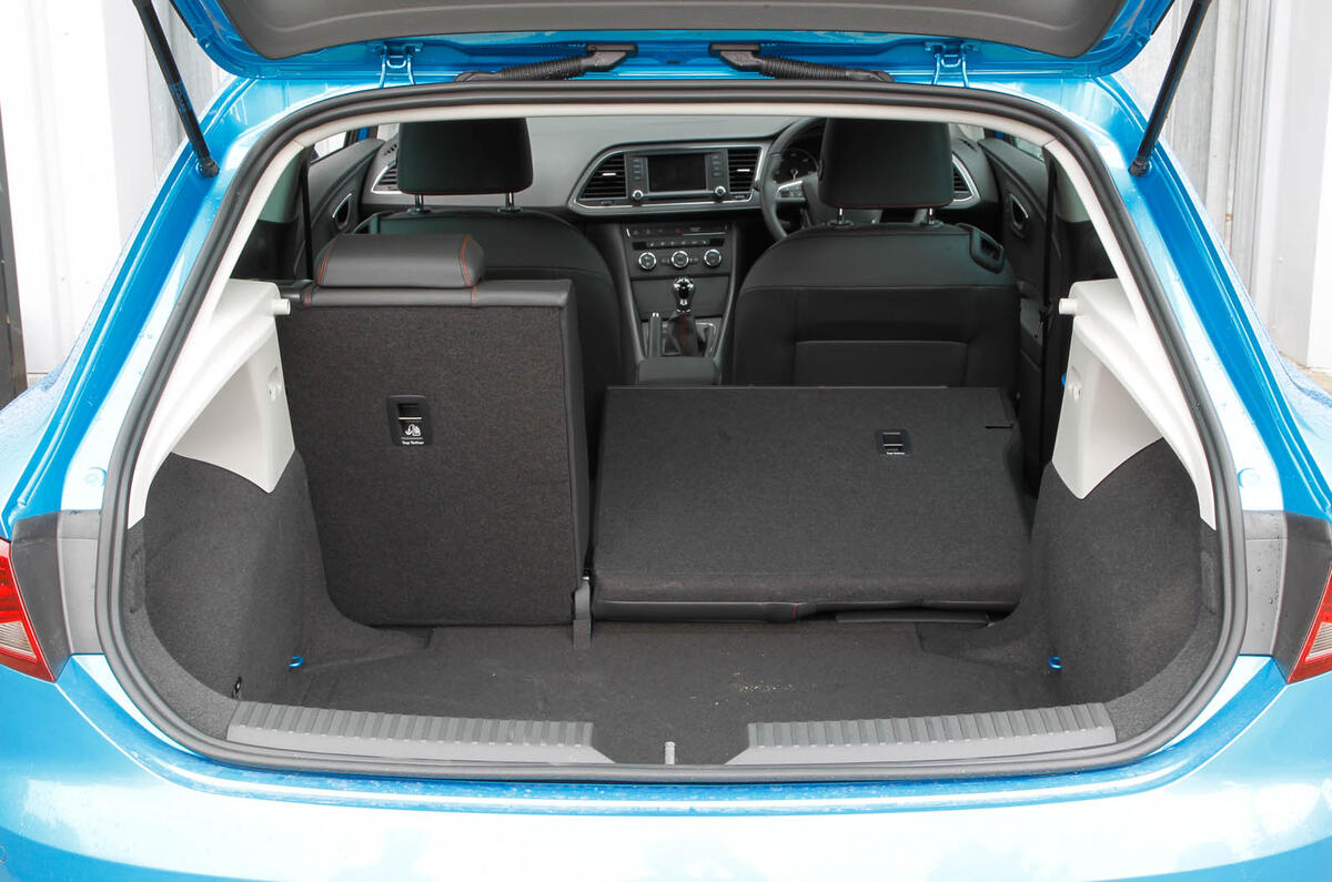 eye on test mobile Seat Autocar Review SC Leon (2019) eye on test mobile Seat Autocar Review SC Leon (2019)