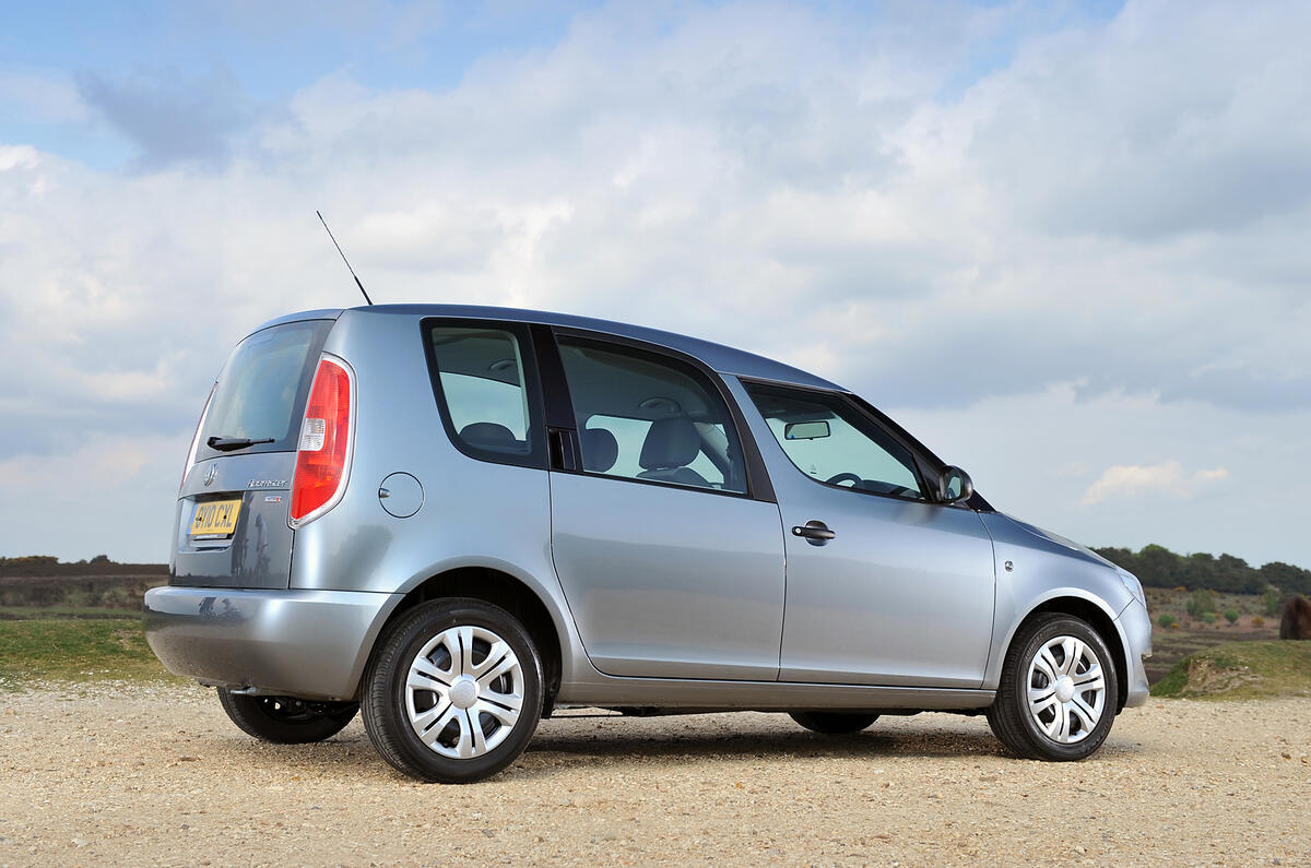 skoda roomster 2006 2015 review 2018 autocar how roomster works