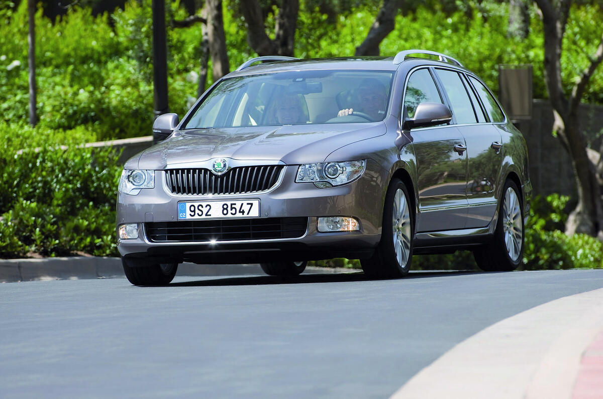 Skoda Superb gets 1.6 TDI engine