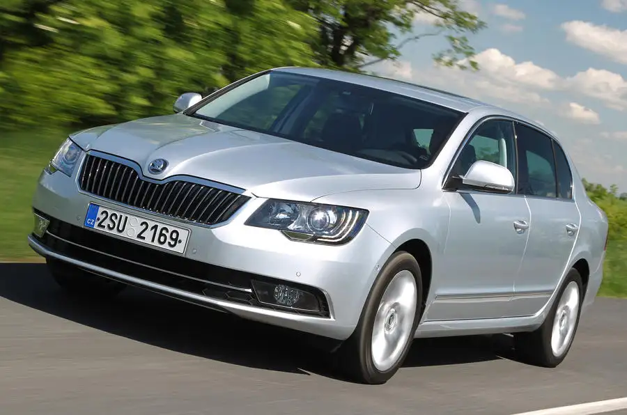 Skoda Superb 1 6 Tdi Cr Diesel Greenline Ii Se First Drive