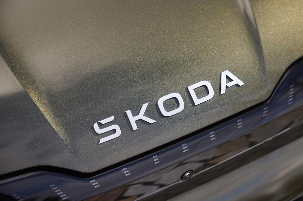 Skoda Enyaq Critique du véhicule Badge Skoda