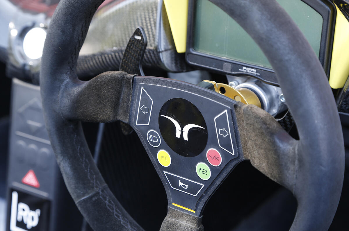 Elemental RP1 steering wheel